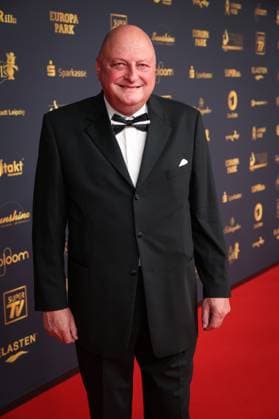 Goldene Henne 2025 Red Carpet Red Carpet Olaf Glaeseker Director Public Affairs, Hubert Burda Media Holding Kommanditgesellschaft Goldene Henne 2025, 12 09 2025, Leipzig Copyright: xEventpressxFuhrx