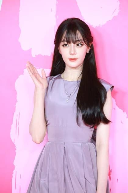 SHANGHAI, CHINA - SEPTEMBER 12: Actress Dilraba Dilmurat attends the opening event of Miss Dior Exhibition: Whispers Exhibition on September 12, 2025 in Shanghai, China.  Copyright: xVCGx 111590576207