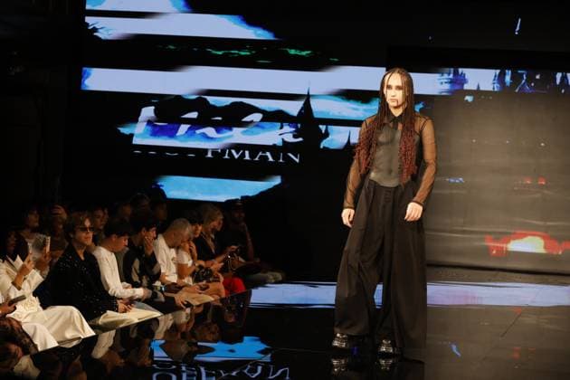 New York Fashion Week - Hoffman Models walk the runway during designer Mila Hoffman s Art Hearts Fashion Runway Shows at the Angel Orensanz Foundation in Lower Manhattan, New York, on September 12, 2025. The fashion show brims with creativity, avant-garde design, and style, reaffirming the Big Apple as the fashion capital of the world. NEW YORK United States  Copyright: xDeccioxSerranox originalFilename: serrano-notitle250912_npgtL.jpg