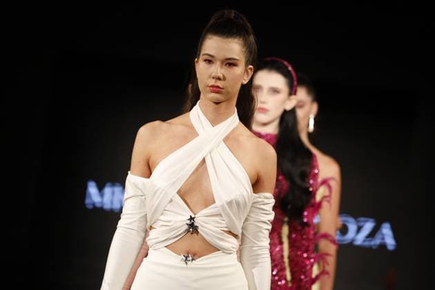 New York Fashion Week - Espinoza Models showcase the latest designs by Mexican designer Michelle Espinoza on the Art Hearts Fashion runway at New York Fashion Week in Lower Manhattan, New York, on September 12, 2025. NEW YORK United States  Copyright: xDeccioxSerranox originalFilename: serrano-notitle250912_npuUE.jpg