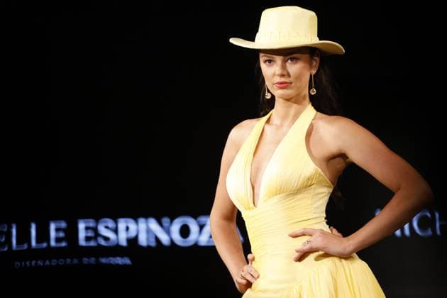 New York Fashion Week - Espinoza Models showcase the latest designs by Mexican designer Michelle Espinoza on the Art Hearts Fashion runway at New York Fashion Week in Lower Manhattan, New York, on September 12, 2025. NEW YORK United States  Copyright: xDeccioxSerranox originalFilename: serrano-notitle250912_npwyX.jpg