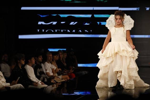 New York Fashion Week - Hoffman Models walk the runway during designer Mila Hoffman s Art Hearts Fashion Runway Shows at the Angel Orensanz Foundation in Lower Manhattan, New York, on September 12, 2025. The fashion show brims with creativity, avant-garde design, and style, reaffirming the Big Apple as the fashion capital of the world. NEW YORK United States  Copyright: xDeccioxSerranox originalFilename: serrano-notitle250912_np8zj.jpg