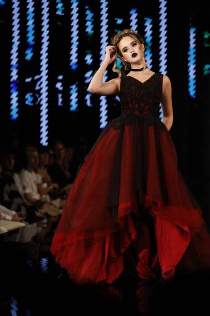 New York Fashion Week - Hoffman Models walk the runway during designer Mila Hoffman s Art Hearts Fashion Runway Shows at the Angel Orensanz Foundation in Lower Manhattan, New York, on September 12, 2025. The fashion show brims with creativity, avant-garde design, and style, reaffirming the Big Apple as the fashion capital of the world. NEW YORK United States  Copyright: xDeccioxSerranox originalFilename: serrano-notitle250912_npjMU.jpg