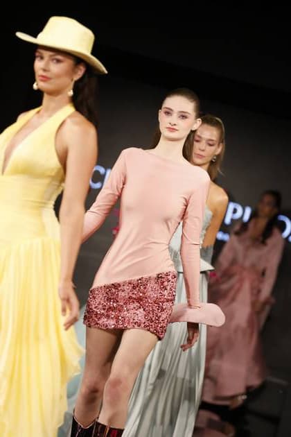 New York Fashion Week - Espinoza Models showcase the latest designs by Mexican designer Michelle Espinoza on the Art Hearts Fashion runway at New York Fashion Week in Lower Manhattan, New York, on September 12, 2025. NEW YORK United States  Copyright: xDeccioxSerranox originalFilename: serrano-notitle250912_npAqp.jpg