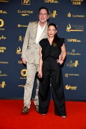 abb Trosten Lenkreit and Arzu Bazman as guests on the red carpet at the Golden Hen 2025 awards ceremony at Messe Leipzig on 12 09 2025