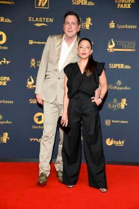 abb Trosten Lenkreit and Arzu Bazman as guests on the red carpet at the Golden Hen 2025 awards ceremony at Messe Leipzig on 12 09 2025