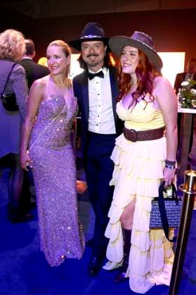 Stefanie Hertel, Lanny Lanner and Johanna Mross from More Than Words at the 31 Golden Hen 2025 award ceremony at Leipziger Messe Leipzig, 12 09 2025 Foto:xN.xKubelkax xFuturexImagex henne_5257