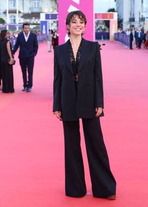 Alice Isaaz à la première du film Nouvelle Vague lors du 51éme Festival du Cinema Américain de Deauville le 12 septembre 2025 Denis Guignebourg Bestimage Premiere of the film Nouvelle Vague at the 51st Deauville American Film Festival on September 12, 2025 Deauville France  Copyright: xDenisxGuignebourgx xBestimagexDenisxGuignebourgx xBestimagex