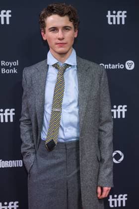 Red carpet for the 50th Toronto International Film Festival - Driver s Ed premiere Featuring: Sam Nivola Where: Toronto, Canada When: 12 Sep 2025 Credit: Captive Camera Cover Images EDITORIAL USE ONLY. NOT FOR USE BY NEWSPAPERS BASED IN THE UK. Copyright: xx coverimg55083116