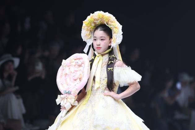 BEIJING, CHINA - SEPTEMBER 13: A model walks the runway at the LuckySeven collection by designer Helen Su on day 9 of China Fashion Week AW25 Collection at 798Â·751 PARK on September 13, 2025 in Beijing, China.  Copyright: xChinaxNewsxServicex 111590611487