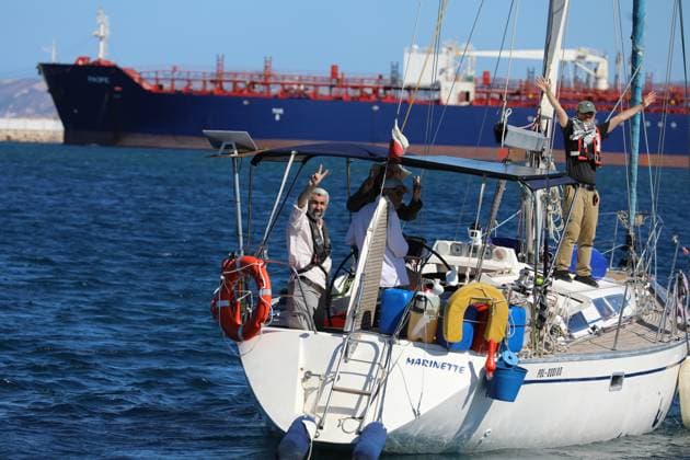 News Bilder des Tages Global Sumud Fleet sets sail from Tunisia to Gaza BIZERTE, TUNISIA - SEPTEMBER 13: First vessel of the Global Sumud Flotilla sets sail from Binzert Port, heading to Gaza to break the Israeli blockade and deliver humanitarian aid in Bizerte, Tunisia, on September 13, 2025. Activists on board aim to reach Gaza and support the Palestinian people. Mohamed Mdalla Anadolu Bizerte Tunisia. Editorial use only. Please get in touch for any other usage.  Copyright: x2025xAnadoluxMohamedxMdallax
