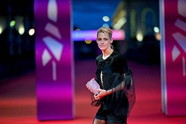 Deauville Closing Ceremony FC Kristen Stewart poses on stage with the Prix de la Revelation award the movie The Chronology of Water during the Closing Ceremony during the 51st Deauville American Film Festival on September 13, 2025 in Deauville, France. Photo by Franck Castel ABACAPRESS.COM Deauville France  Copyright: xCastelxFranck ABACAx