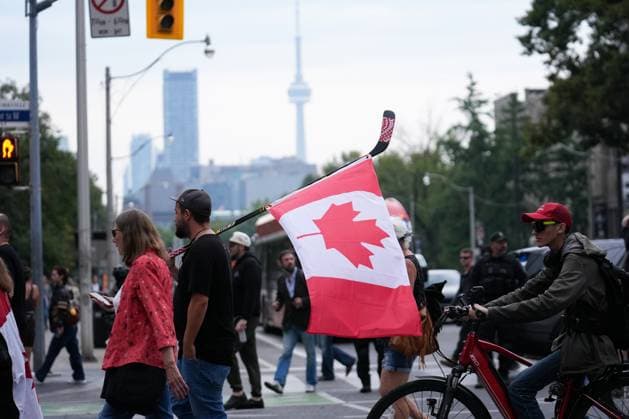 Anti-immigration rally and counter-demonstration in Toronto TORONTO, CANADA - SEPTEMBER 13 : Participants march during Canada First rally in Toronto, Ontario on September 13, 2025. Mert Alper Dervis Anadolu TORONTO Canada. Editorial use only. Please get in touch for any other usage.  Copyright: x2025xAnadoluxMertxAlperxDervisx