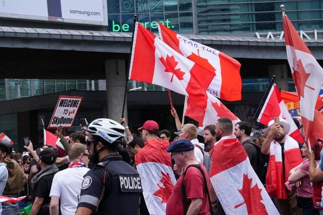 Anti-immigration rally and counter-demonstration in Toronto TORONTO, CANADA - SEPTEMBER 13 : Participants gather at Sankofa Square during anti-immigration rally in Toronto, Ontario on September 13, 2025. Mert Alper Dervis Anadolu TORONTO Canada. Editorial use only. Please get in touch for any other usage.  Copyright: x2025xAnadoluxMertxAlperxDervisx