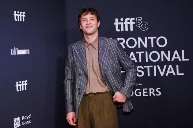 September 13, 2025, Toronto, On, Canada: Connor Jessup is photographed on the red carpet for the film Peak Everything during the Toronto International Film Festival in Toronto, on Saturday, Sept. 13, 2025. Toronto Canada  - ZUMAc35_ 20250913_zaf_c35_212 Copyright: xSammyxKoganx