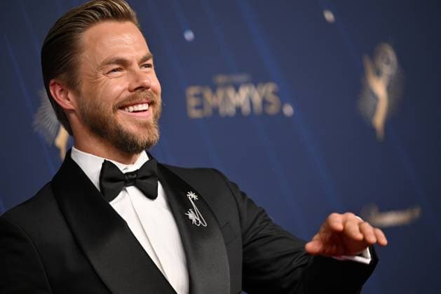 Derek Hough arrives for the 77th annual Primetime Emmy Awards at the Peacock Theater in Los Angeles on Sunday, September 14, 2025.  LAP2025091404 CHISxCHEW