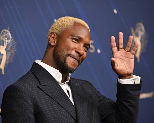 Scott Evans arrives for the 77th annual Primetime Emmy Awards at the Peacock Theater in Los Angeles on Sunday, September 14, 2025.  LAP2025091406 CHISxCHEW