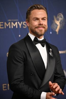 Derek Hough arrives for the 77th annual Primetime Emmy Awards at the Peacock Theater in Los Angeles on Sunday, September 14, 2025.  LAP2025091403 CHISxCHEW