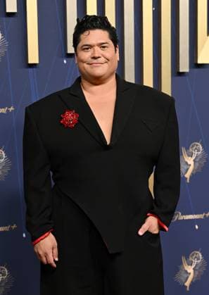 Harvey GuillŽn arrives for the 77th annual Primetime Emmy Awards at the Peacock Theater in Los Angeles on Sunday, September 14, 2025.  LAP2025091432 CHISxCHEW