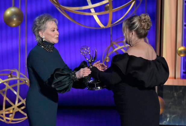 Actress Jean Smart accepts the award for Outstanding Lead Actress in a Comedy Series for Hacks onstage at the 77th annual Primetime Emmy Awards at the Peacock Theater in Los Angeles on Sunday, September 14, 2025.  LAP202509142010 JIMxRUYMEN