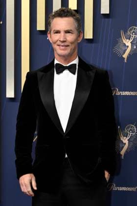 Justine Lupe from Nobody Wants This, arrives for the 77th annual Primetime Emmy Awards at the Peacock Theater in Los Angeles on Sunday, September 14, 2025.  LAP2025091471049 JohnxMcCoy