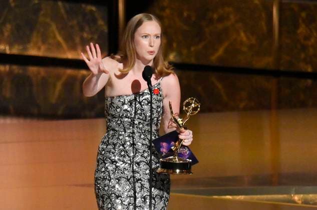 Hannah Einbinder accepts the Outstanding Supporting Actress in a Comedy Series award for Hacks onstage at the 77th annual Primetime Emmy Awards at the Peacock Theater in Los Angeles on Sunday, September 14, 2025.  LAP202509142065 JIMxRUYMEN