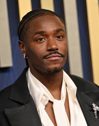 Dewayne Perkins arrives for the 77th annual Primetime Emmy Awards at the Peacock Theater in Los Angeles on Sunday, September 14, 2025.  LAP2025091480 CHISxCHEW