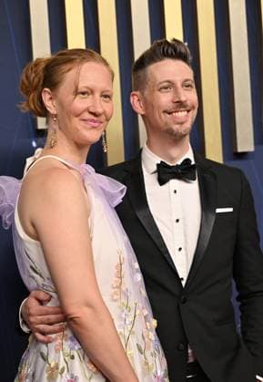 (L-R) Kelsey Fox Bennett Boyd, and Ballard C. Boyd arrive for the 77th annual Primetime Emmy Awards at the Peacock Theater in Los Angeles on Sunday, September 14, 2025.  LAP2025091487 CHISxCHEW