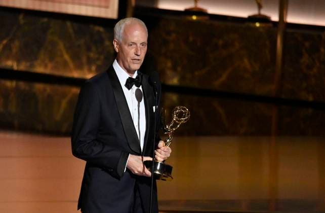 Dan Gilroy accepts the Outstanding Writing for a Drama Series award for Andor onstage at the 77th annual Primetime Emmy Awards at the Peacock Theater in Los Angeles on Sunday, September 14, 2025.  LAP2025091480472 JIMxRUYMEN