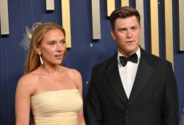 (L-R) Scarlett Johansson and Colin arrive for the 77th annual Primetime Emmy Awards at the Peacock Theater in Los Angeles on Sunday, September 14, 2025.  LAP20250914150 CHISxCHEW