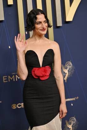 Jenny Slate arrives for the 77th annual Primetime Emmy Awards at the Peacock Theater in Los Angeles on Sunday, September 14, 2025.  LAP20250914208 CHISxCHEW