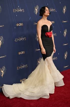 Jenny Slate arrives for the 77th annual Primetime Emmy Awards at the Peacock Theater in Los Angeles on Sunday, September 14, 2025.  LAP20250914209 CHISxCHEW
