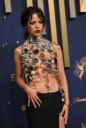Jenna Ortega arrives for the 77th annual Primetime Emmy Awards at the Peacock Theater in Los Angeles on Sunday, September 14, 2025.  LAP20250914214 CHISxCHEW