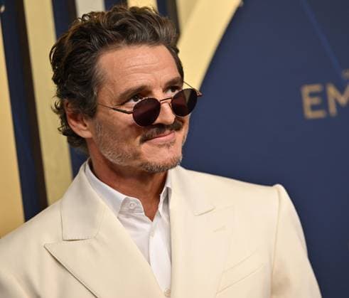 Pedro Pascal arrives for the 77th annual Primetime Emmy Awards at the Peacock Theater in Los Angeles on Sunday, September 14, 2025.  LAP20250914234 CHISxCHEW