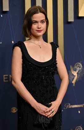 Sarah Catherine Hook arrives for the 77th annual Primetime Emmy Awards at the Peacock Theater in Los Angeles on Sunday, September 14, 2025.  LAP20250914237 CHISxCHEW