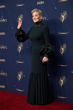 Jean Smart arrives for the 77th annual Primetime Emmy Awards at the Peacock Theater in Los Angeles on Sunday, September 14, 2025.  LAP20250914785 JohnxMcCoy