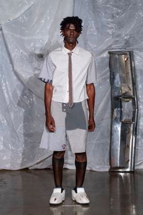 Gabe Gordon - Runway - Spring 2026, New York Fashion Week, USA - 14 Sep 2025 A model walks the runway for the Gabe Gordon fashion show during the Spring 2026 New York Fashion Week at DCTV in New York City. New York United States Copyright: xRonxAdarx xSOPAxImagesx _radar_gordon_20250914_20018
