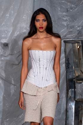Gabe Gordon - Runway - Spring 2026, New York Fashion Week, USA - 14 Sep 2025 A model walks the runway for the Gabe Gordon fashion show during the Spring 2026 New York Fashion Week at DCTV in New York City. New York United States Copyright: xRonxAdarx xSOPAxImagesx _radar_gordon_20250914_20095