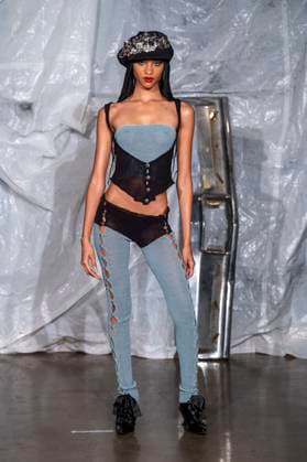 Gabe Gordon - Runway - Spring 2026, New York Fashion Week, USA - 14 Sep 2025 A model walks the runway for the Gabe Gordon fashion show during the Spring 2026 New York Fashion Week at DCTV in New York City. New York United States Copyright: xRonxAdarx xSOPAxImagesx _radar_gordon_20250914_20128