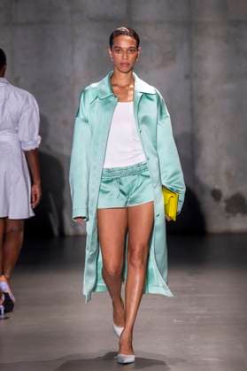 Bach Mai - Runway - Spring 2026, New York Fashion Week, USA - 14 Sep 2025 A model walks the runway for the Bach Mai fashion show during the Spring 2026 New York Fashion Week at Genesis House in New York City. New York United States Copyright: xRonxAdarx xSOPAxImagesx _radar_mai_20250914_20844