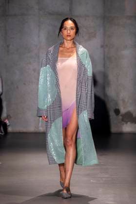 Bach Mai - Runway - Spring 2026, New York Fashion Week, USA - 14 Sep 2025 A model walks the runway for the Bach Mai fashion show during the Spring 2026 New York Fashion Week at Genesis House in New York City. New York United States Copyright: xRonxAdarx xSOPAxImagesx _radar_mai_20250914_20892
