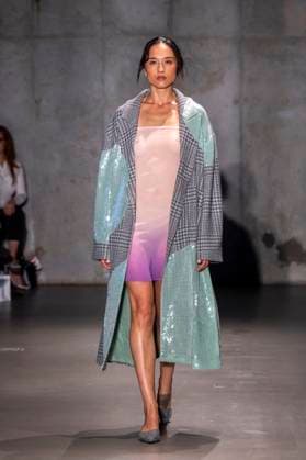 Bach Mai - Runway - Spring 2026, New York Fashion Week, USA - 14 Sep 2025 A model walks the runway for the Bach Mai fashion show during the Spring 2026 New York Fashion Week at Genesis House in New York City. New York United States Copyright: xRonxAdarx xSOPAxImagesx _radar_mai_20250914_20893