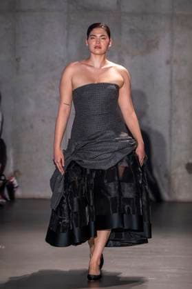 Bach Mai - Runway - Spring 2026, New York Fashion Week, USA - 14 Sep 2025 A model walks the runway for the Bach Mai fashion show during the Spring 2026 New York Fashion Week at Genesis House in New York City. New York United States Copyright: xRonxAdarx xSOPAxImagesx _radar_mai_20250914_20930