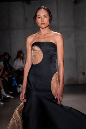 Bach Mai - Runway - Spring 2026, New York Fashion Week, USA - 14 Sep 2025 A model walks the runway for the Bach Mai fashion show during the Spring 2026 New York Fashion Week at Genesis House in New York City. New York United States Copyright: xRonxAdarx xSOPAxImagesx _radar_mai_20250914_21185