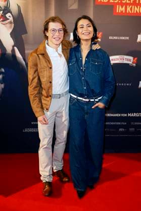 Thilo Fridolin Matthes and Tomomi Themann at the premiere of the movie Die Schule der magischen Tiere 4 at Lichtburg Essen, 14 09 2025 Foto:xT.xSchröerx xFuturexImagex schule_5980