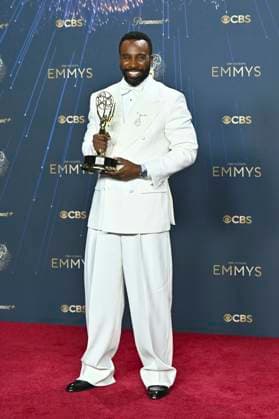 Trammell Tillman with the Emmy for Best Supporting Actor in a Drama Series Severance at the 77 Primetime Emmy Awards 2025 Photocall at the Peacock Theater Los Angeles, 14 09 2025 Foto:xD.xStarbuckx xFuturexImagex emmy_5806