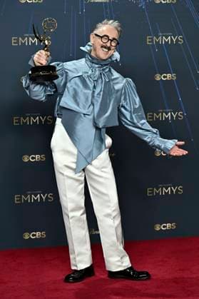 Alan Cumming with the Emmy for Best Reality Competition Program The Traitors at the Winner Photocall of the 77 Primetime Emmy Awards 2025 at the Peacock Theater Los Angeles, 14 09 2025 Foto:xD.xStarbuckx xFuturexImagex emmy_5884