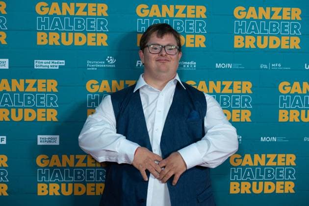 Nicolas Nico RANDEL, actor, red carpet, red carpet show, arrival, film premiere GANZER HALBER BRUDER on 15 09 2025 at the Cinedom cinema in Cologne,
