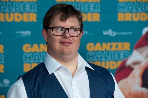 Nicolas Nico RANDEL, actor, red carpet, red carpet show, arrival, film premiere GANZER HALBER BRUDER on 15 09 2025 at the Cinedom cinema in Cologne,