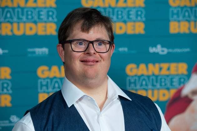 Nicolas Nico RANDEL, actor, red carpet, red carpet show, arrival, film premiere GANZER HALBER BRUDER on 15 09 2025 at the Cinedom cinema in Cologne,